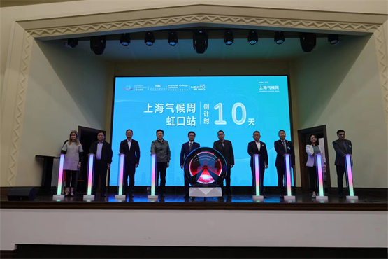 上海滩上“洋掌柜”瑞士企业家：专利旱厕“炫耀”生态理念