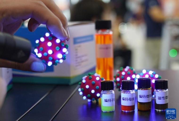 让高校科研成果“落地生金”——从工博会看专利“变现”