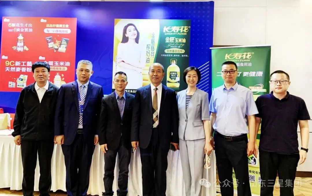 【道不尽齐鲁粮油好】长寿花健康油香飘2025港澳山东周(图4)