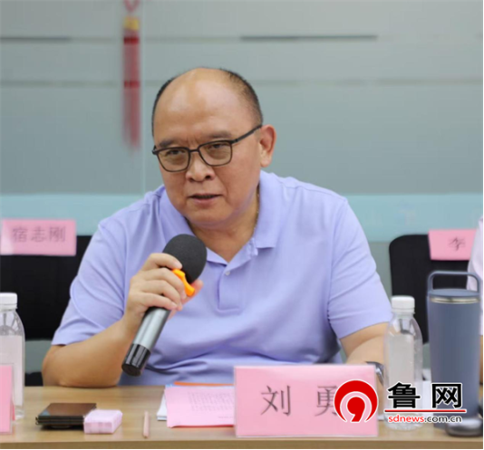 山东省儒商研究会德州联络处举办“转型升级开新局创新攻坚促发展”——企业手拉手走进卓健公司专题座谈会(图4)