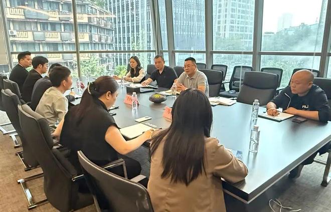 进企解忧助企送策——锦江区市场监管局走访四川鱼爪知识产权代理公司