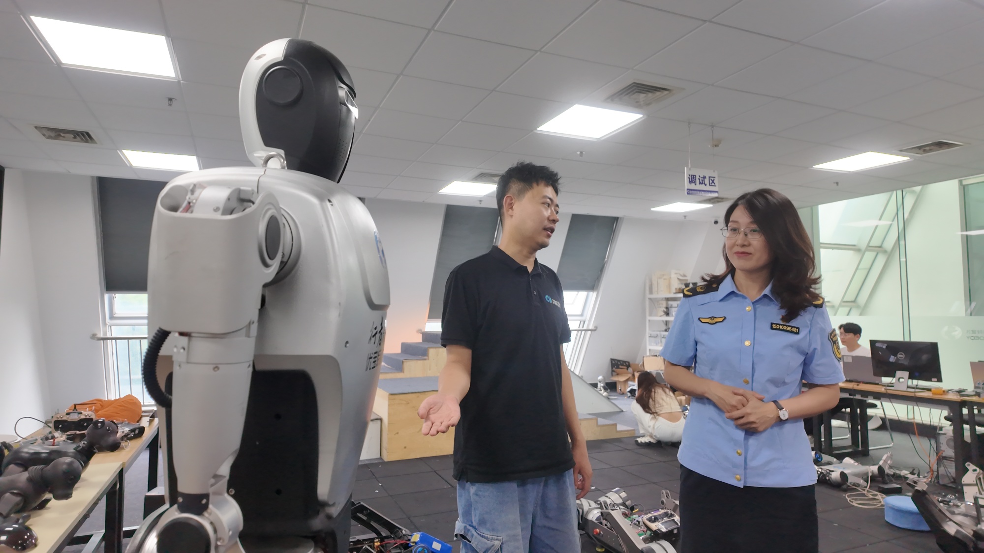 济南机器人“军团”:从“行者泰山”到电力“巡检兵”知识产权护航“智造”突围(图1)